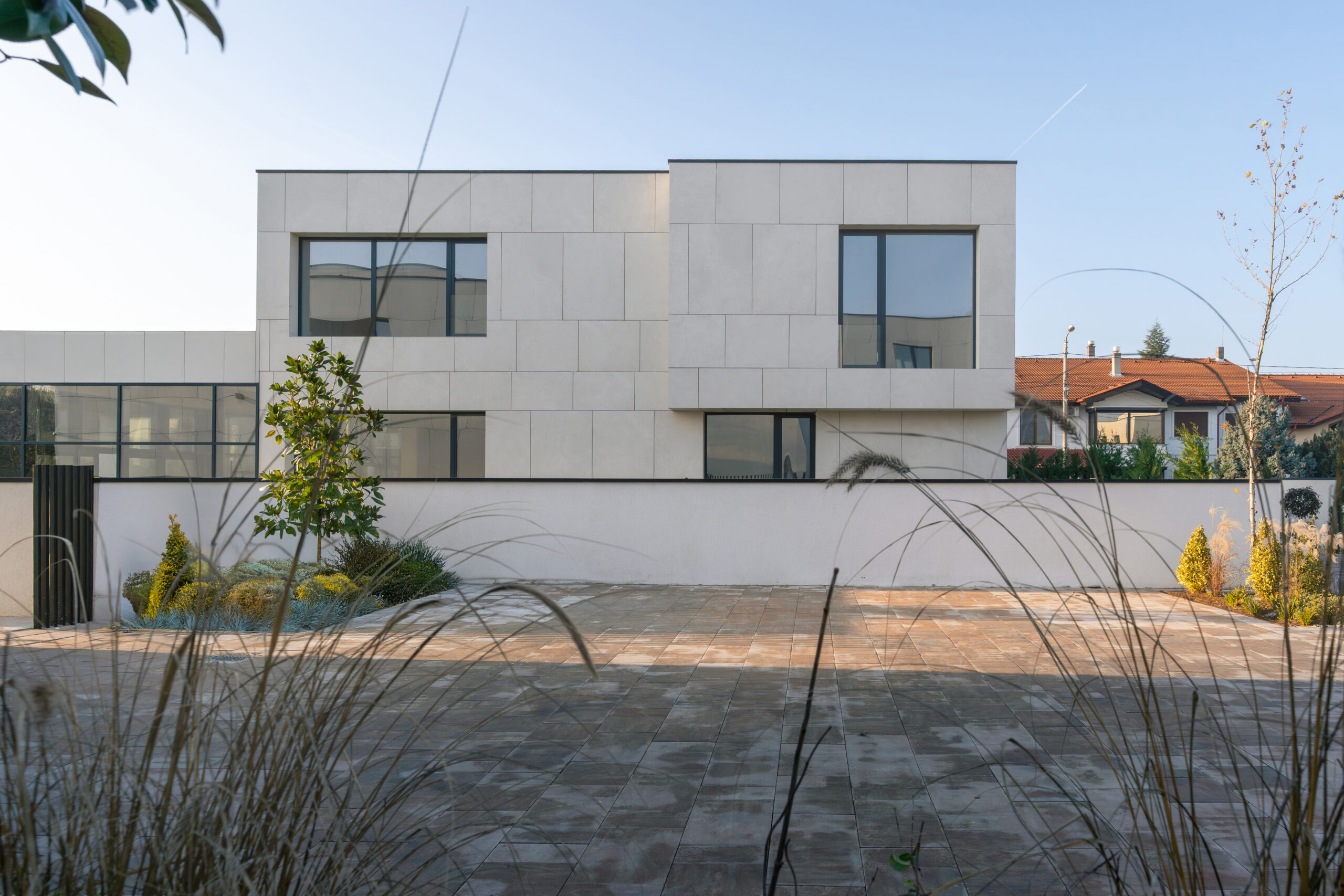 https://nbc-arhitect.ro/wp-content/uploads/2021/02/3-la-quintas-villas-scaled.jpg