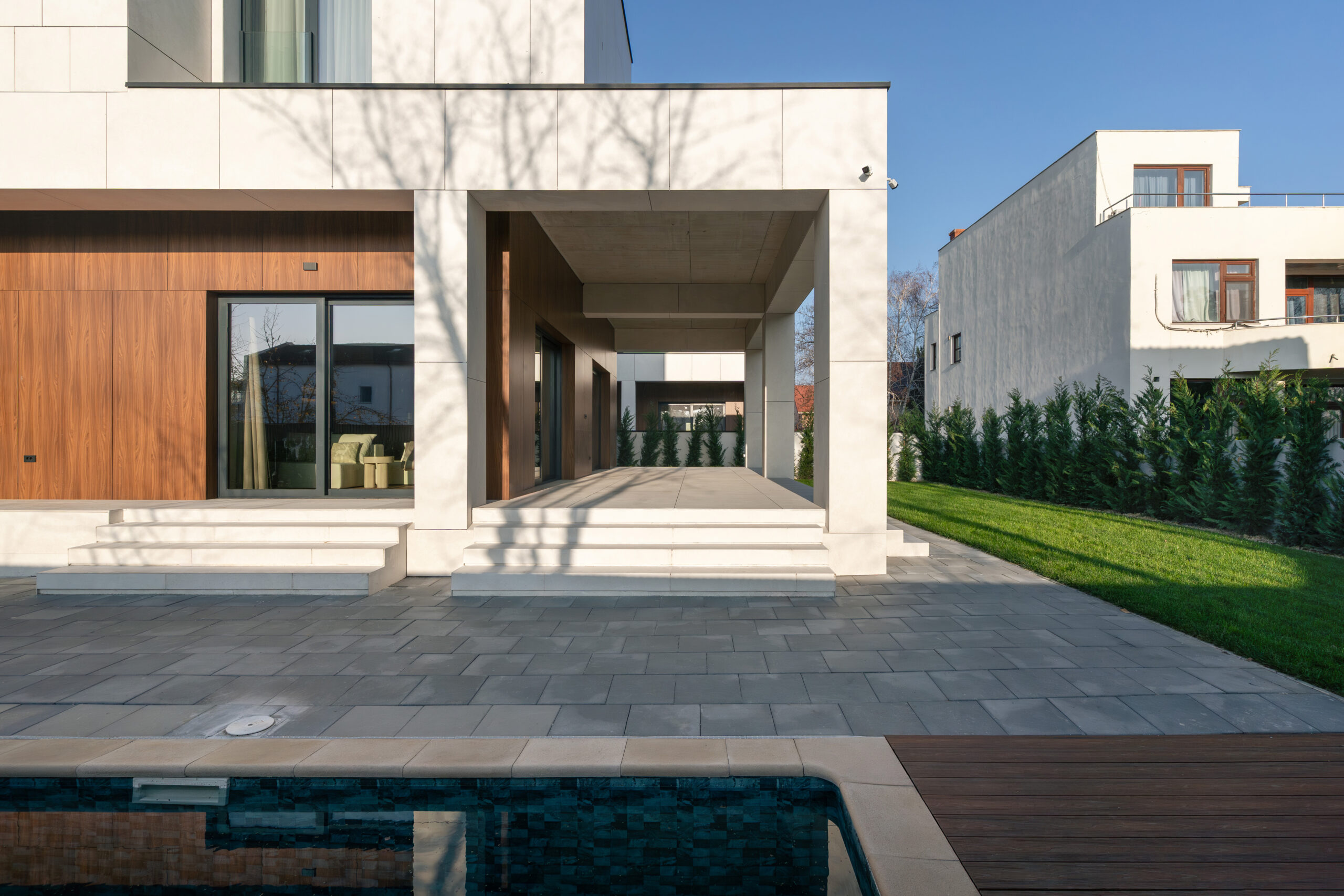 https://nbc-arhitect.ro/wp-content/uploads/2021/02/9-la-quintas-villas-scaled.jpg