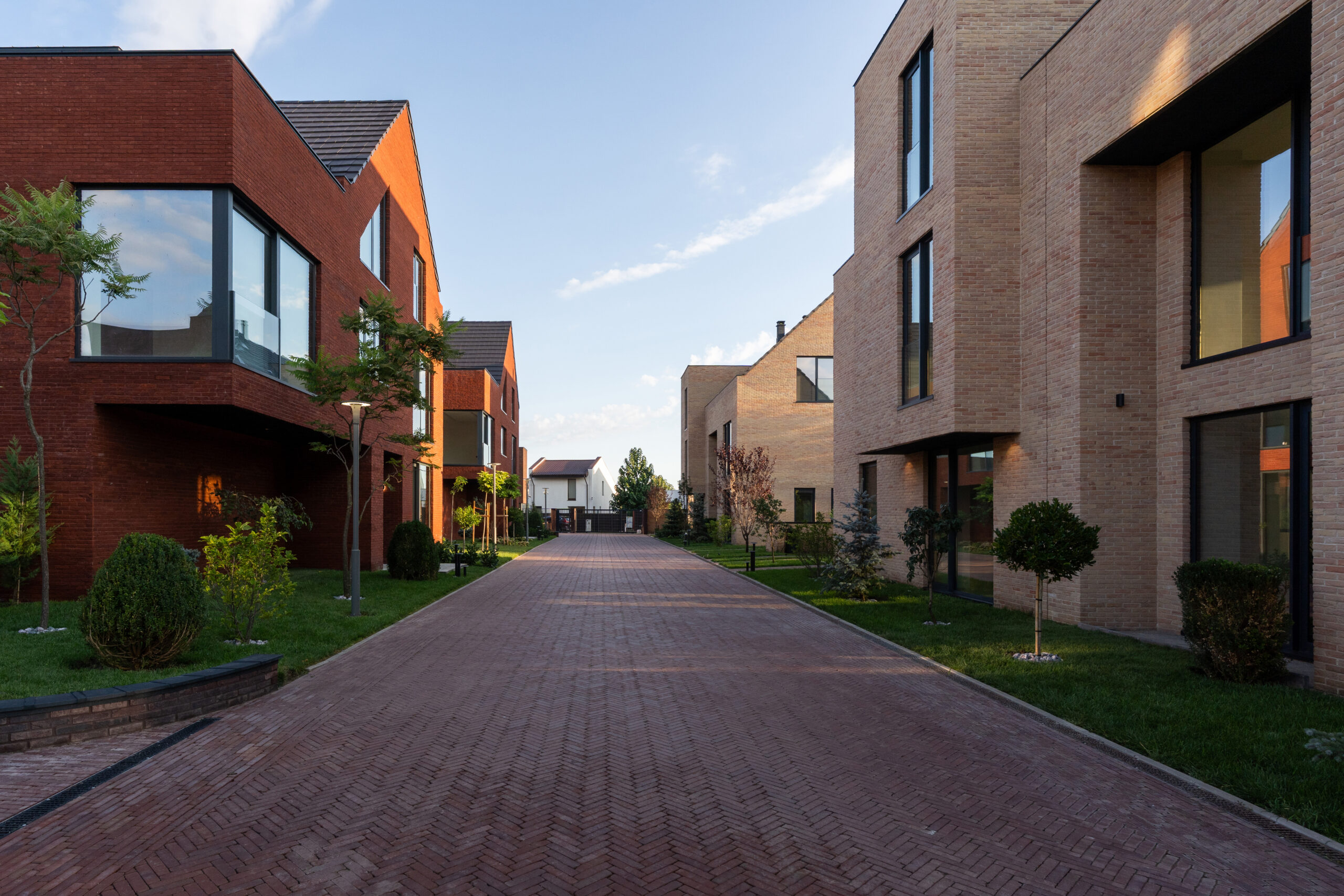 https://nbc-arhitect.ro/wp-content/uploads/2023/03/4-Bloomfield-scaled.jpg
