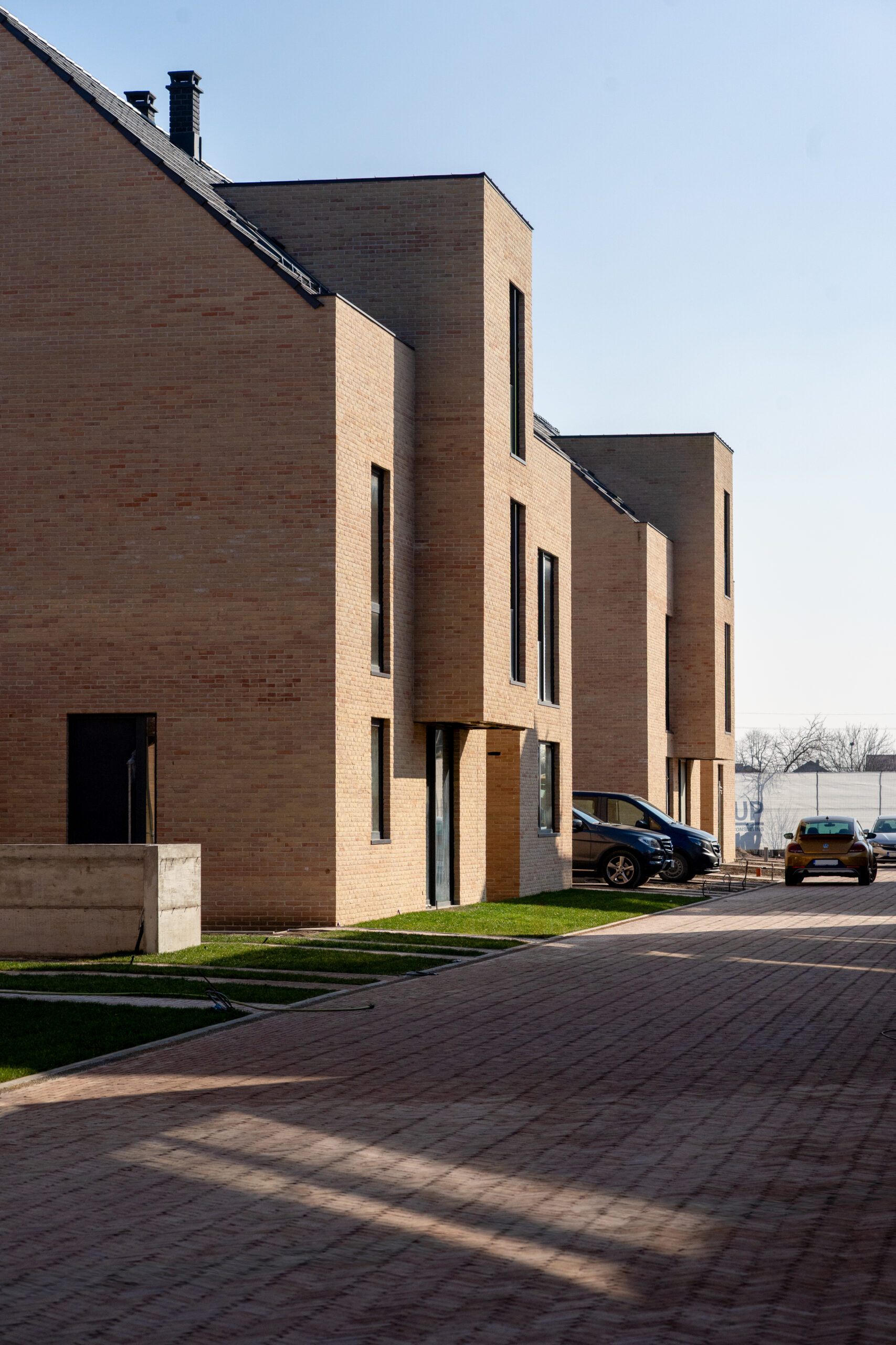 https://nbc-arhitect.ro/wp-content/uploads/2023/03/5-Bloomfield-NBC-Arhitect-_-residential-_-Bucharest-Romania-scaled.jpg